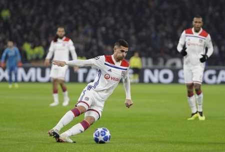 他同时也在 他同时也在